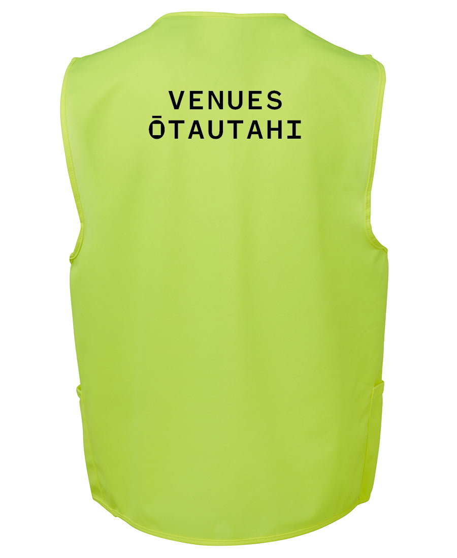 Budget Hosts Vest